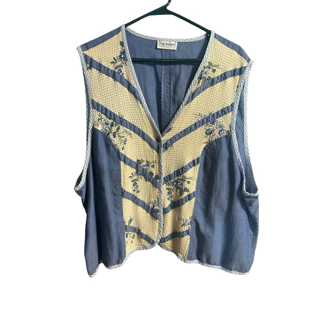 B.G. designs Vtg Floral vest Approximately 27 P2P